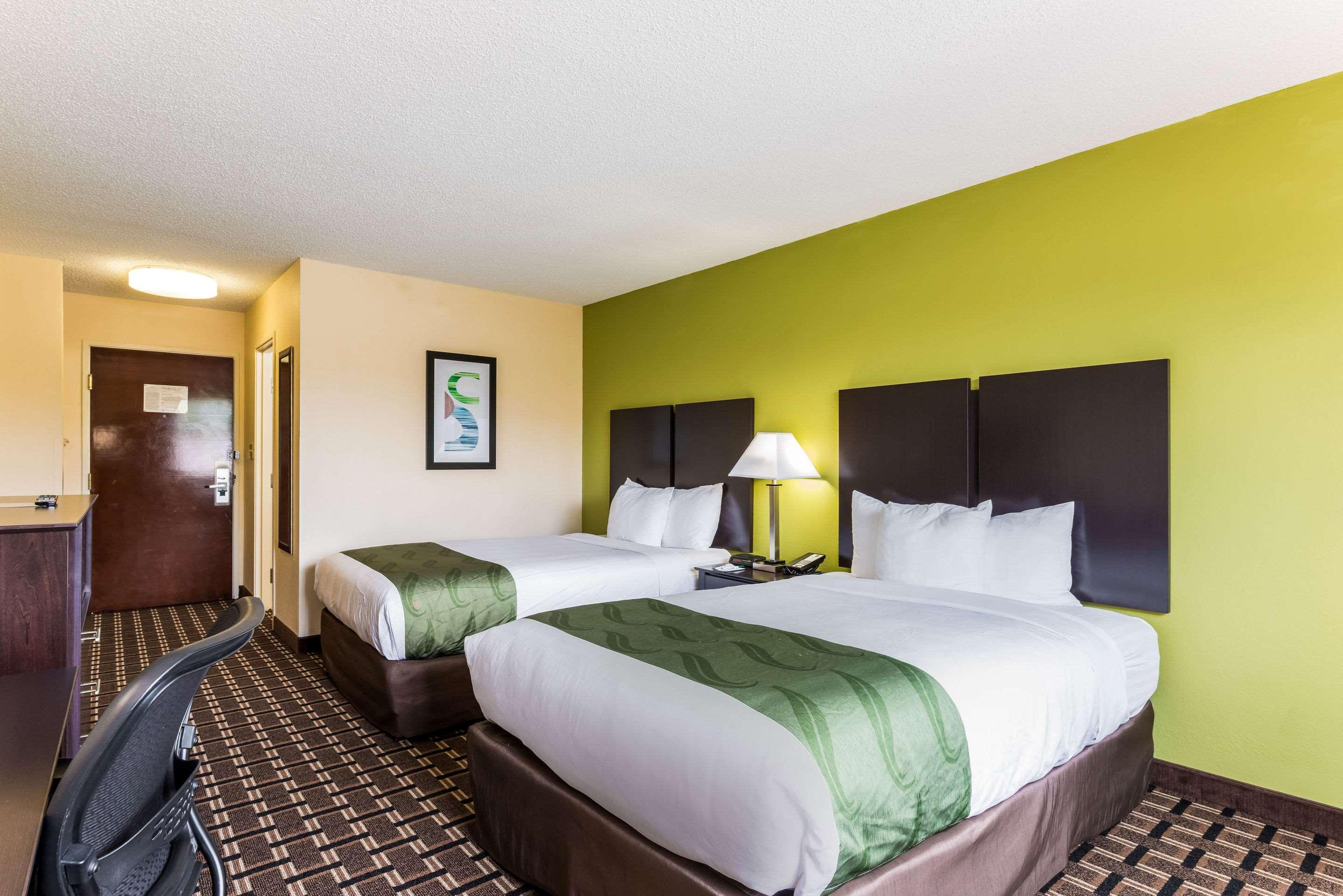 Quality Inn Huntersville Near Lake Norman Exterior foto