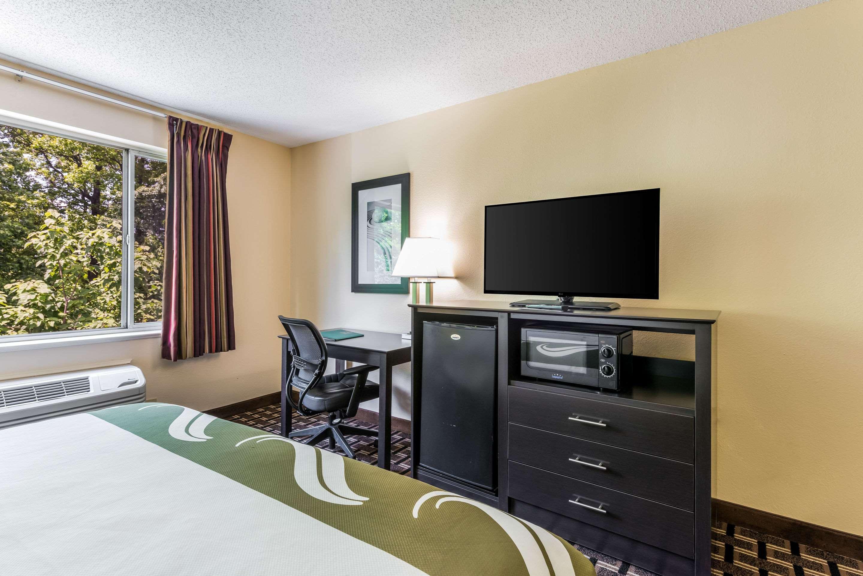 Quality Inn Huntersville Near Lake Norman Exterior foto